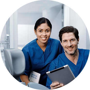 Dentists with iPad