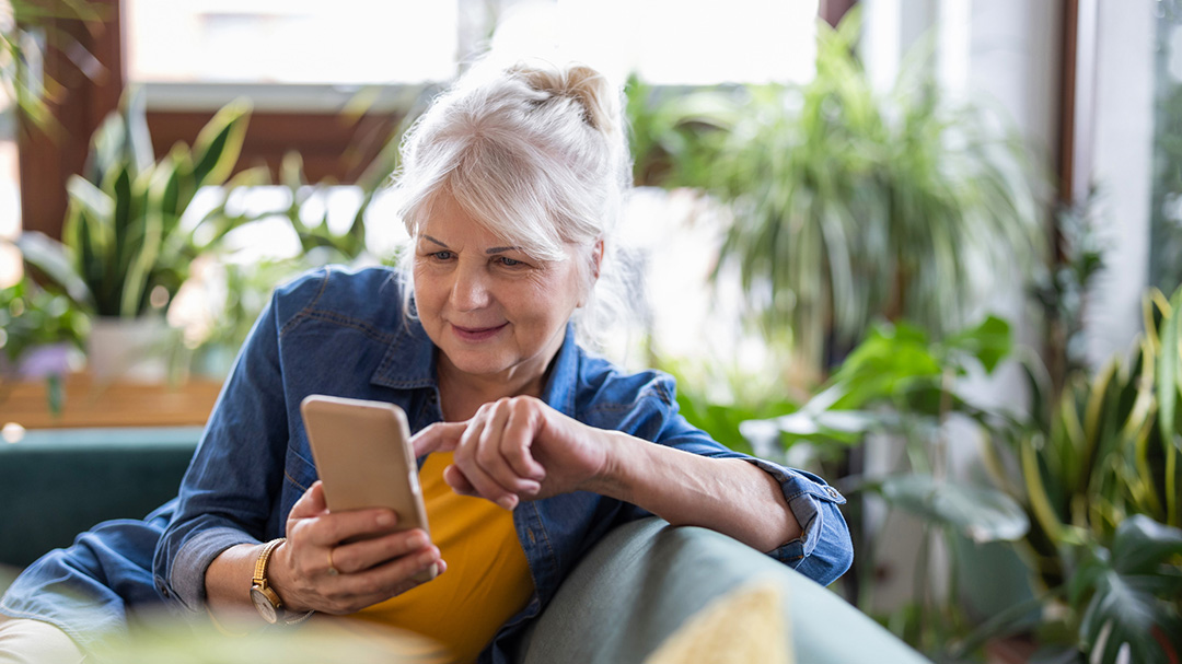 Patient receiving communication from doctor